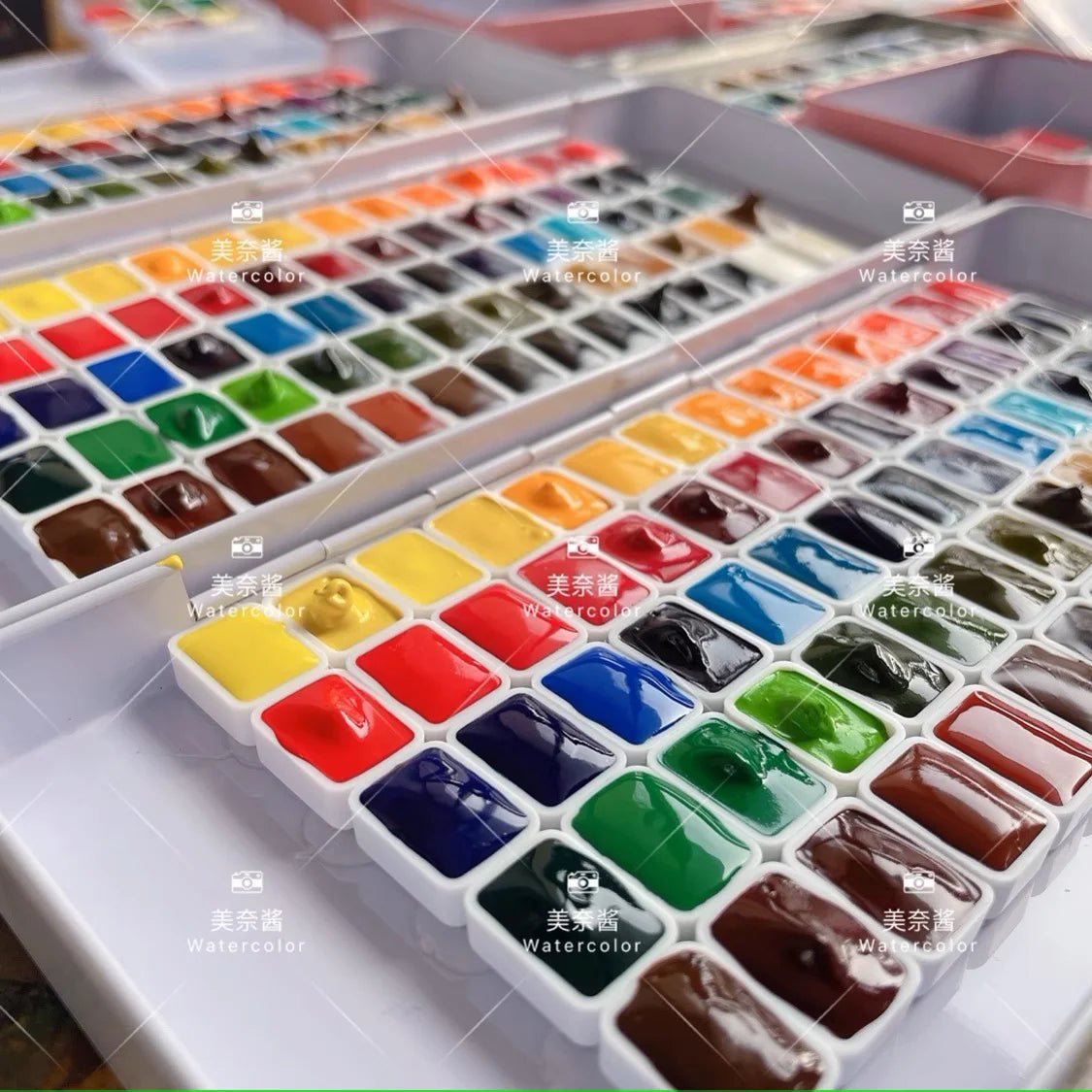 M.Graham Artist Paint Set 70 Pieces Professional Grade