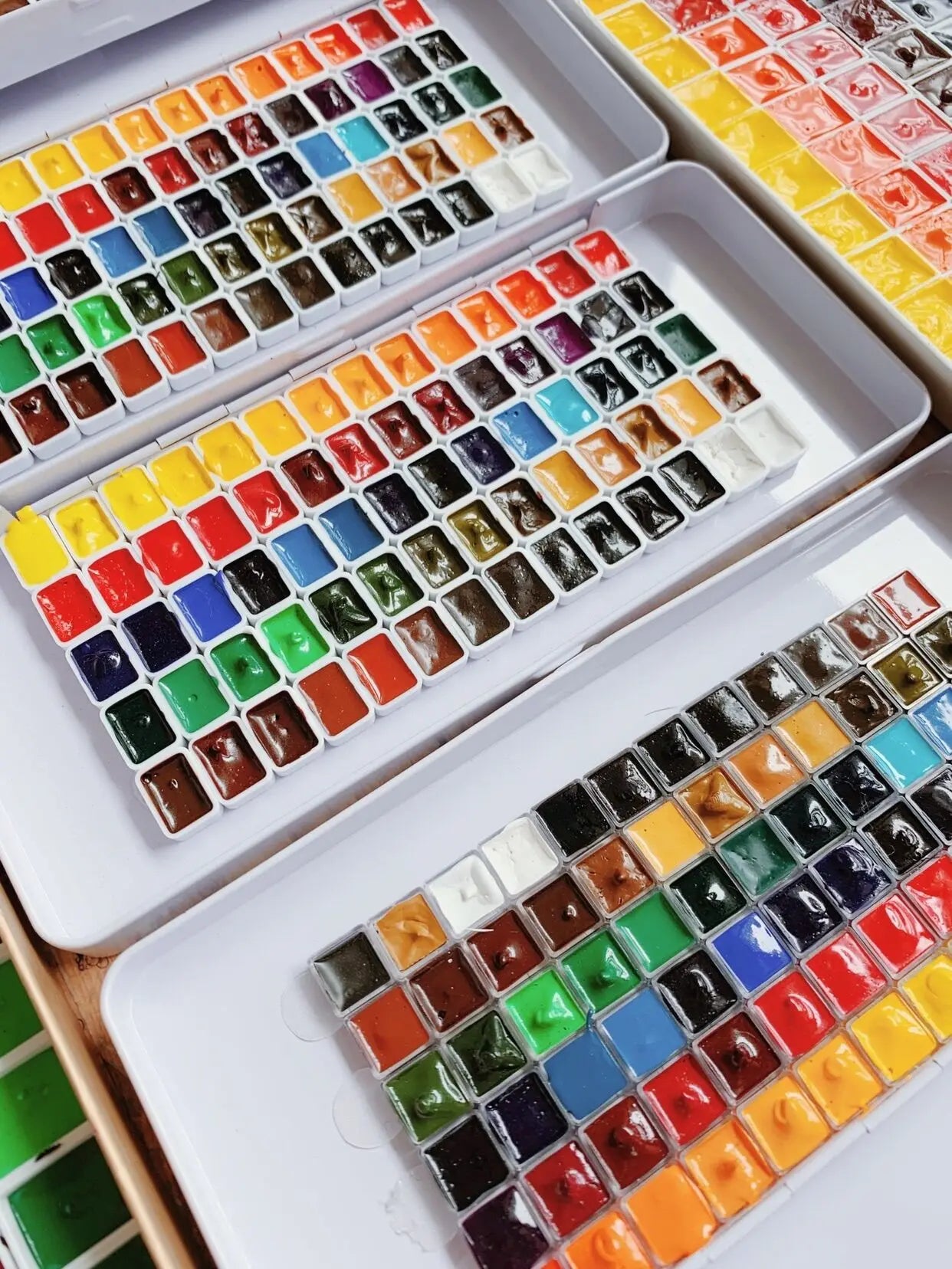 M Graham American Watercolor Paint Set For Artists Pro